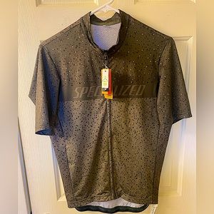 Men’s Specialized biking jersey